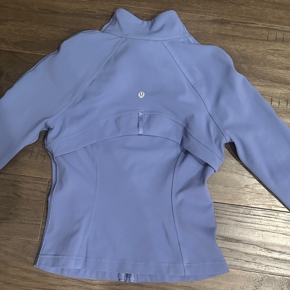 Lululemon NWOT Women’s Cropped Jacket - Picture 8 of 12